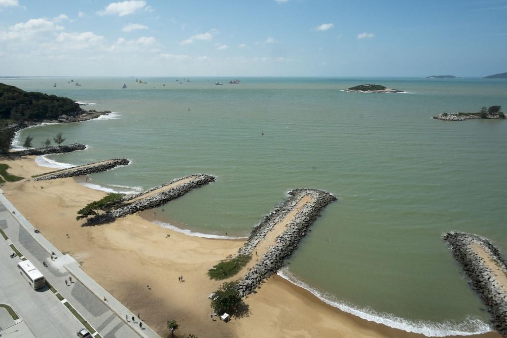 Golden Tulip Macae Hotel Exterior foto